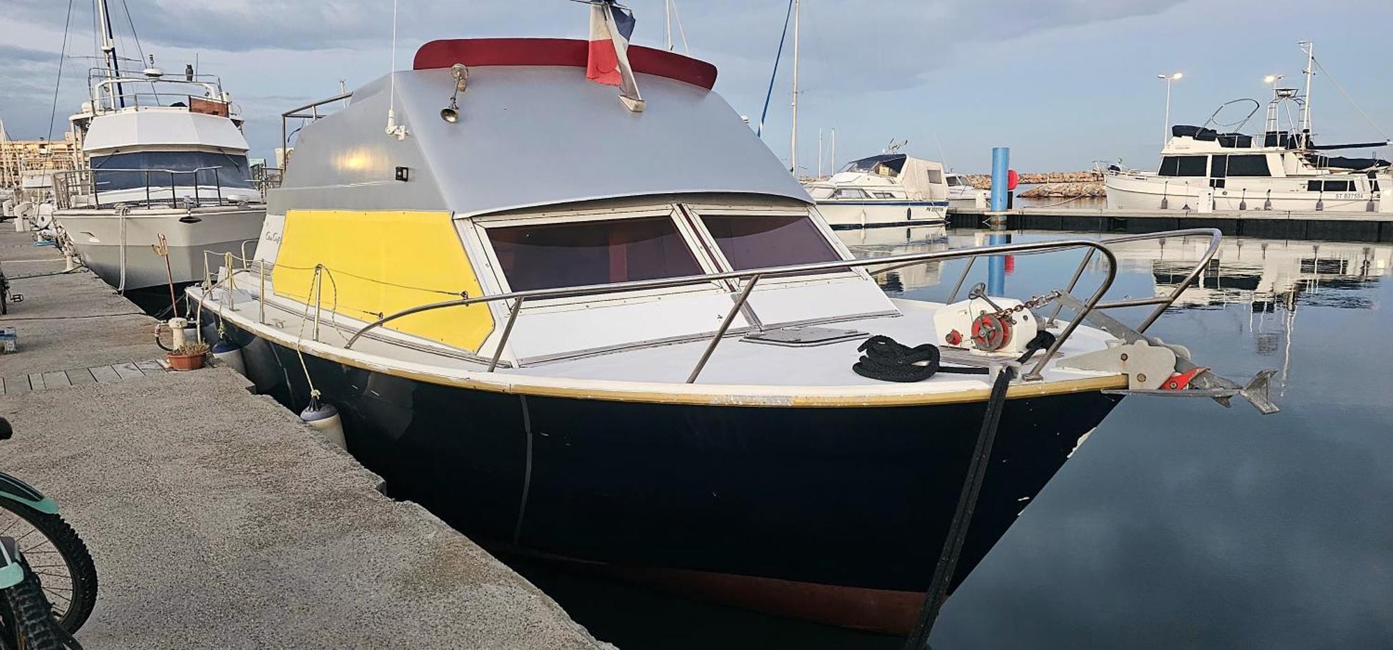 Sur L'eau Confort Botel *